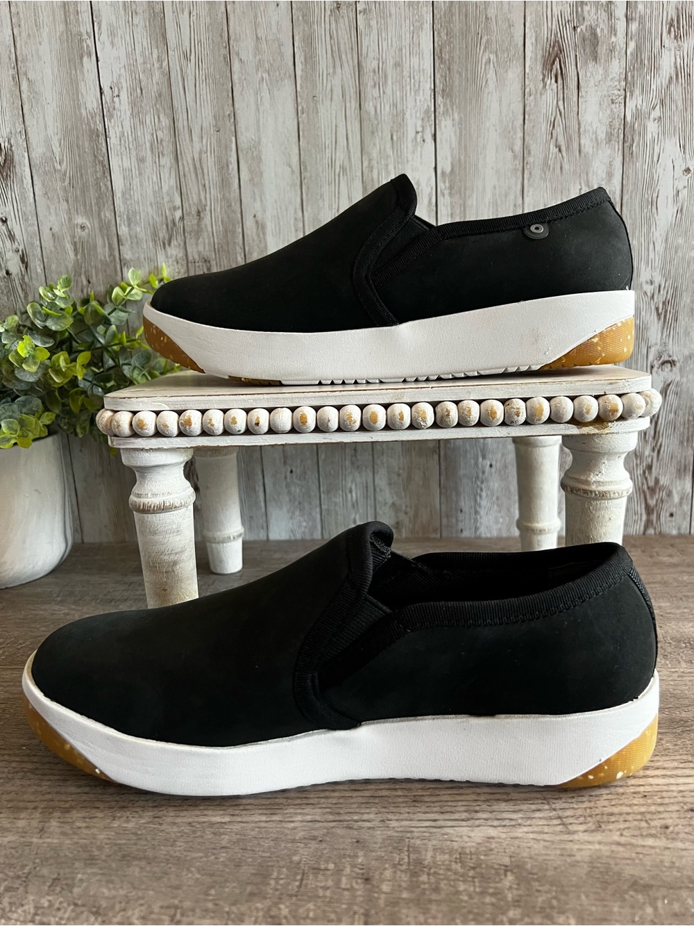 Bogs Kicker Slip On Leather Water Resistant Slip On Shoes Black Women’s Size 7 - Picture 2 of 7